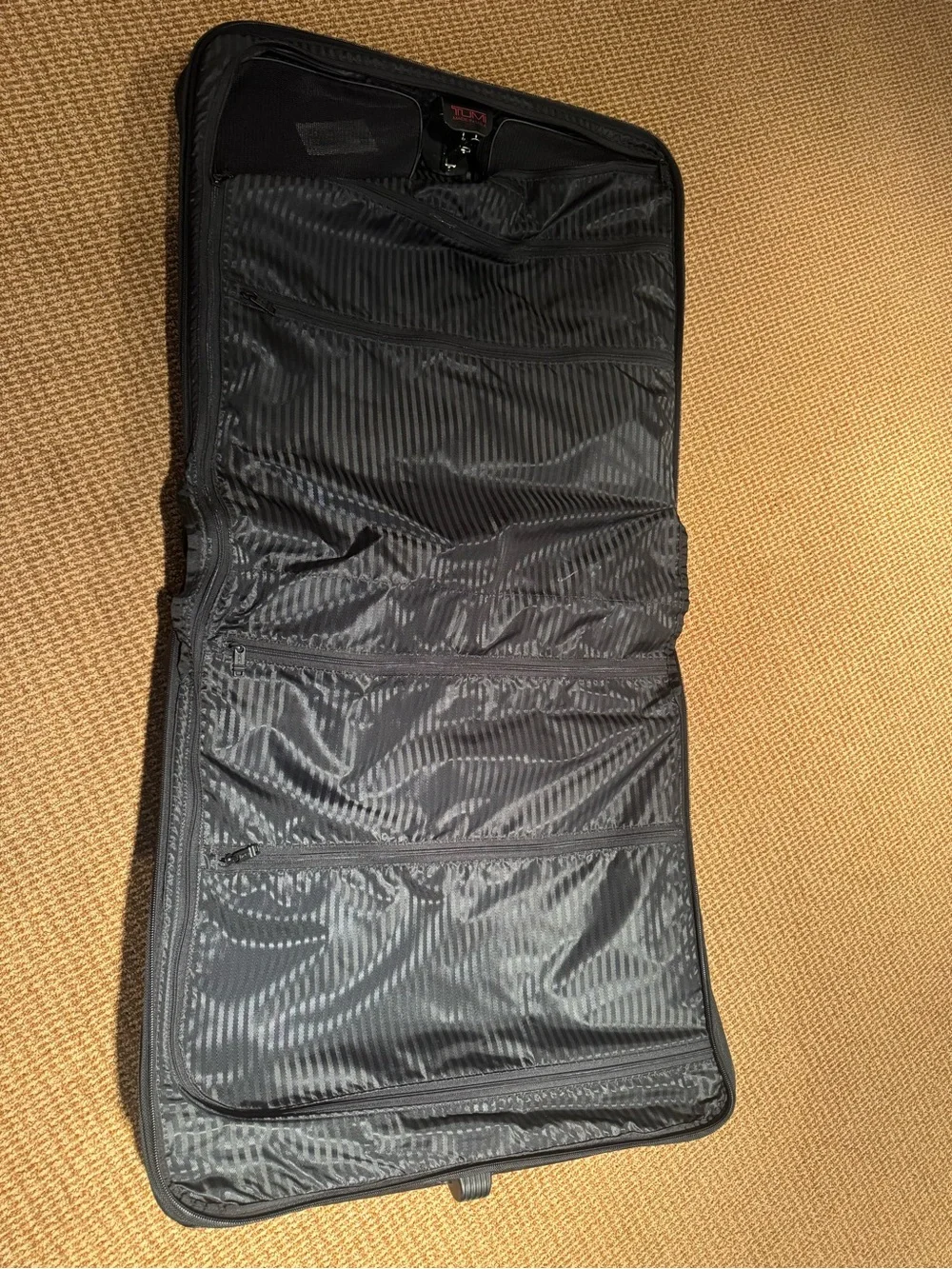 Men's Black Rolling Duffel Bag - Travel Gear